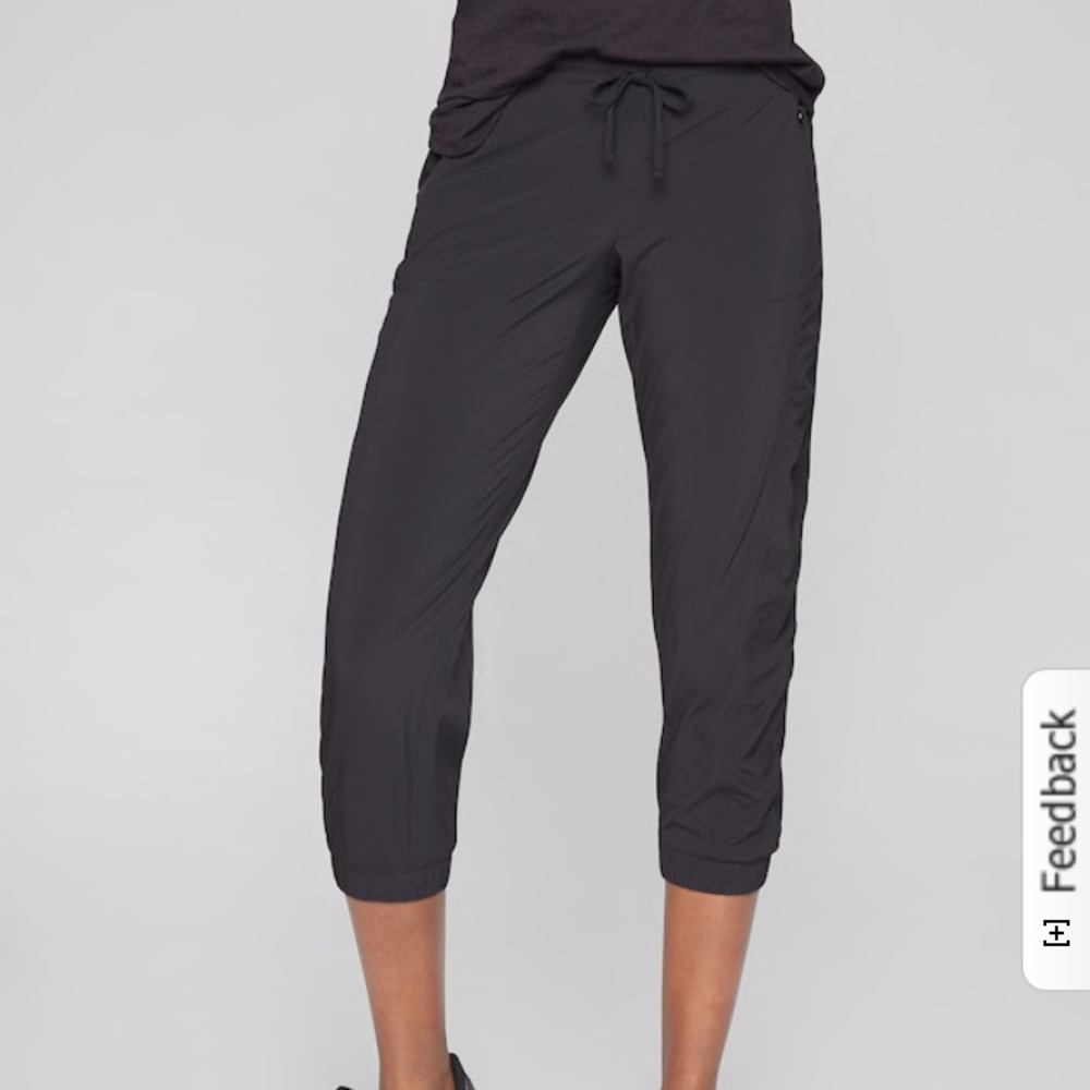 Black La Viva Capris